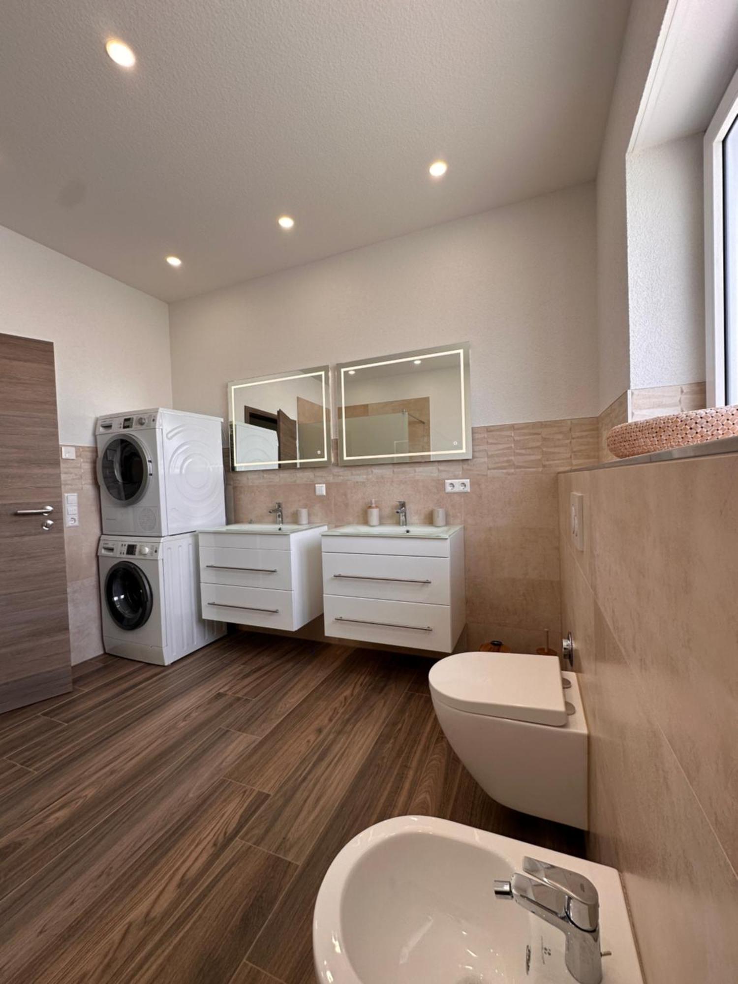 Amao-Obsidian I 120Qm I Elegantes Business- & Familienapartment I 3 Schlafzimmer I Kingsize Betten Schwanau Eksteriør bilde