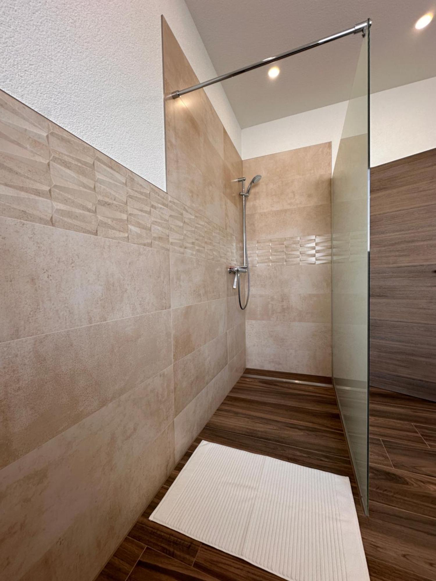 Amao-Obsidian I 120Qm I Elegantes Business- & Familienapartment I 3 Schlafzimmer I Kingsize Betten Schwanau Eksteriør bilde